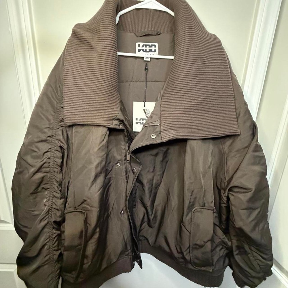 NWT KBB by Kahlana Brown Puffer Jacket